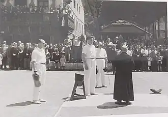Ángelus a las 12 en un partido de rebote. Villabona