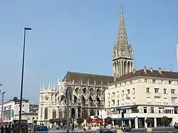 Vista lateral de la cabecera