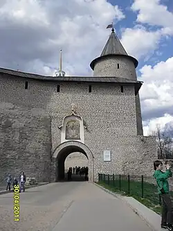 Puerta Grande (Velíkie Vorota, Великие ворота)