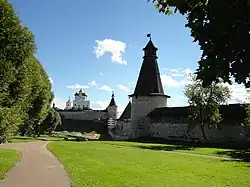 Torre Alta (Vysókaya Bashnya, Высокая башня)