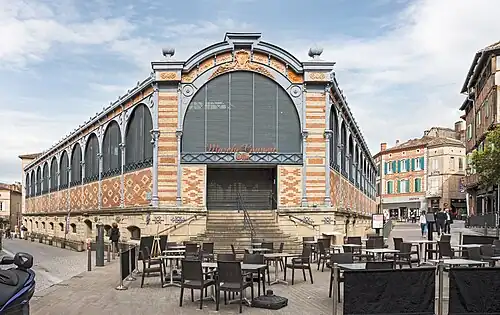 El mercado cubierto.