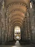 Basílica de Vézelay, construida en 1037 y reconstruida en 1138.