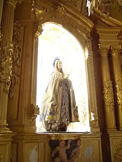 Retablo de la Inmaculada con la iconografía del escultor Gregorio Fernández