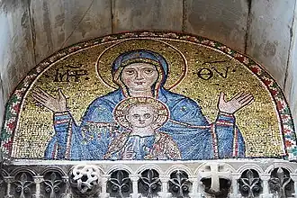 Luneta del pequeño nicho central de la galería sur de la basílica de San Marcos de Venecia.