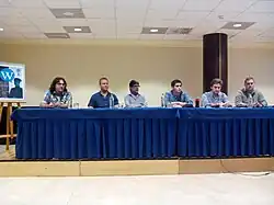 Mesa redonda sobre Llingua y Medios