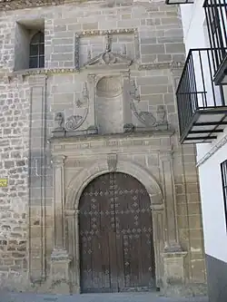 Portada norte de la Iglesia de Santo Domingo