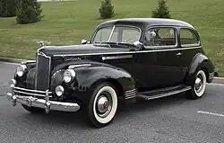 Packard One-Twenty 2-puertas Touring Sedán (Serie 19) de 1941
