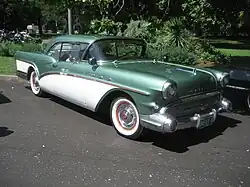 Buick Special 2-puertas Riviera (1957)