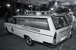 Ambulancia Seat 1500 de la Cruz Roja Española de 1967