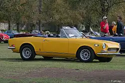 Fiat 124 Sport Spider (1970)