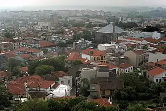 Vista de la mezquita desde el castillo.