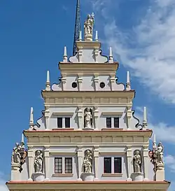 Piñón escalonado de la ciudad polaca de Nysa