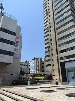 Acceso por la avenida Bolivia