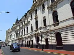 Vista desde el jirón Carabaya
