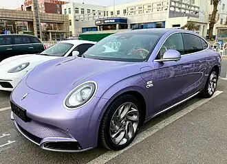 Vista cuarto delantero.