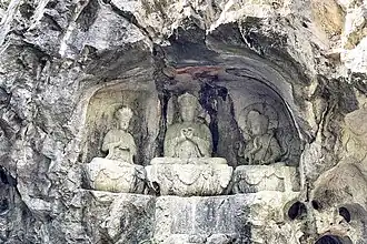 Escultura en las Grutas de Feilaifeng