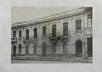 Casa particular, ubicada en la calle San Ignacio 842. Fue demolida.