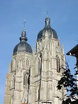 Campanarios en bulbo.