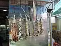 Palometas secas saladas en un mercado de alimentos chino en Yuen Long, Hong Kong
