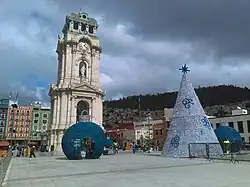 Árbol de Navidad en la ciudad de Pachuca de Soto.