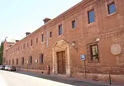 Edificio de Caracciolos en Alcalá de Henares.