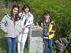 Almudena Alcalá-Galiano con sus hijos Rocio y Carlo