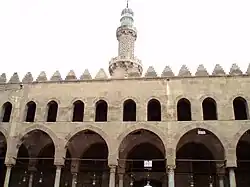 Merlones escalonados de la mezquita de An Nasir, El Cairo.