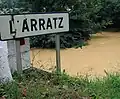 Viejo cartel mencionando a Arratz.