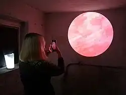 Exhibición de arte en marco de Flusslab