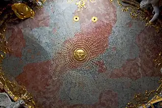 Techo de la antecámara.