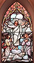 Ascensión de Cristo, vitral de la Quaker City Stained Glass Company of Philadelphia, siglo XX.