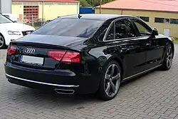 Vista trasera del Audi A8 2010