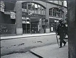 Austin Motors showroom, Long Acre, Londres, c. 1910.
