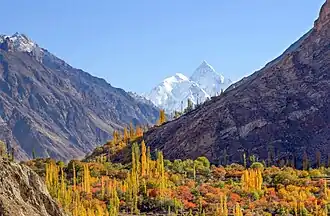 Valle de Hunza a finales de otoño.