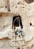Bandelier nacional monumento, Nuevo México : hábitat anasazi