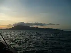 Isla Bantón en el Mar de Sibuyán