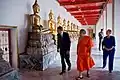 Barack Obama y Hillary Clinton en Wat Pho.