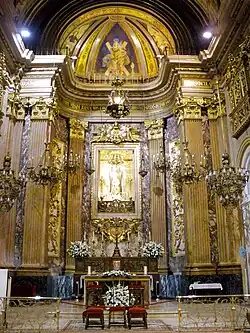 El presbiterio de la basílica de la Merced (Barcelona)