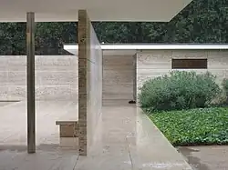 Pabellón Mies van der Rohe, 1928-1929/1981-1986 (Barcelona) Moderno Escuela Bauhaus[59]​[60]​