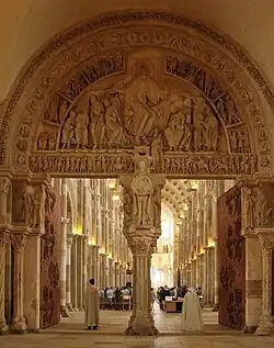 El tímpano del portal central de la Basilique de Vézelay