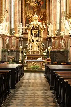 Altar mayor erguido 1736