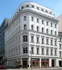 Edificio alojando a la Embajada en Berlín