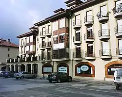 Biblioteca Jerónimo Arozamena - Sarón - Urb. San Lázaro