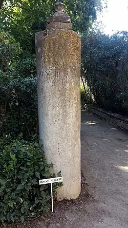 Mojón miliar de Augusto en "Château de Teillan".
