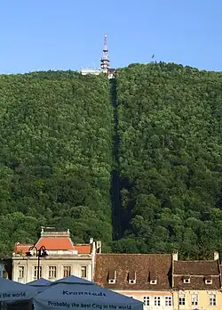 Teleférico para acceder a Tâmpa.