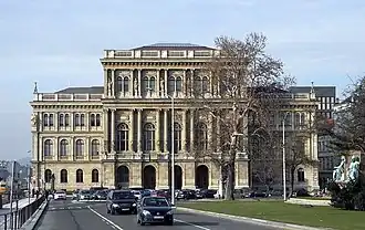 Academia Húngara de Ciencias (1862-1865), Budapest, obra del prusiano Friedrich August Stüler