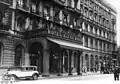 Entrada del hotel en 1932.