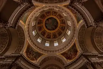 Alegorías de De La Fosse bajo el Domo, sobre la tumba de Napoleón.