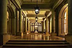 Hall de ingreso al Colegio