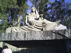 Decimotercera Estación - Bajan a Jesús de la cruz